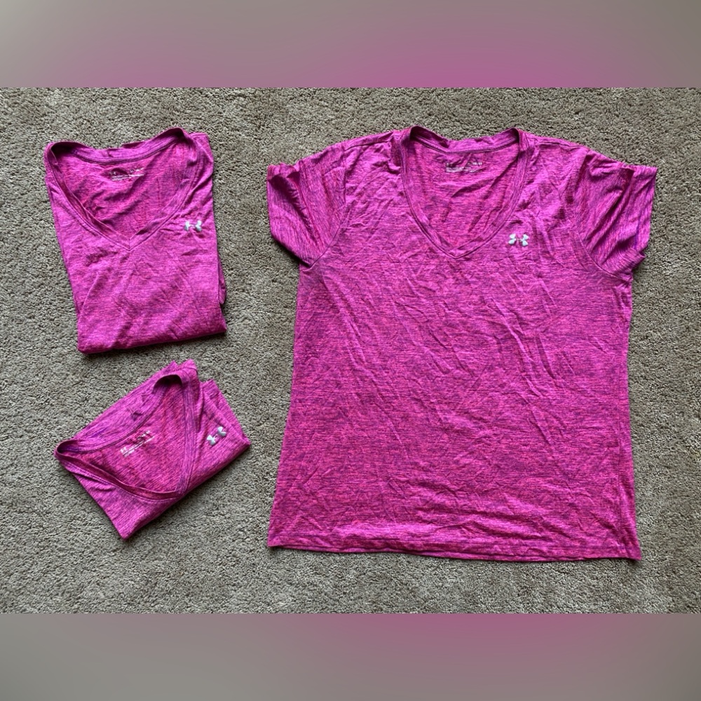3pk women’s Under Armour v-neck T-shirt! Size-XL